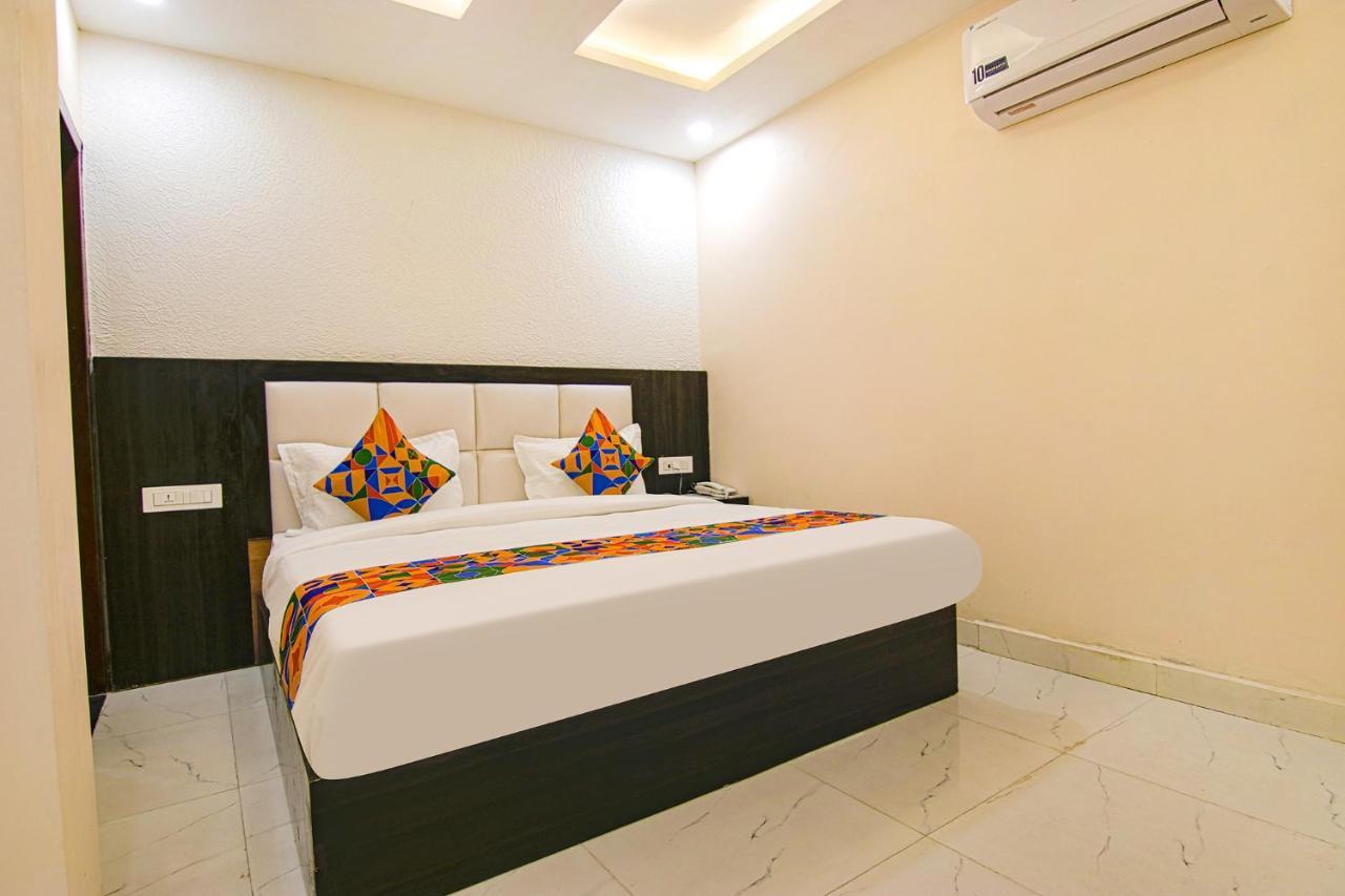 Fabhotel Palm Plaza Zirakpur 외부 사진